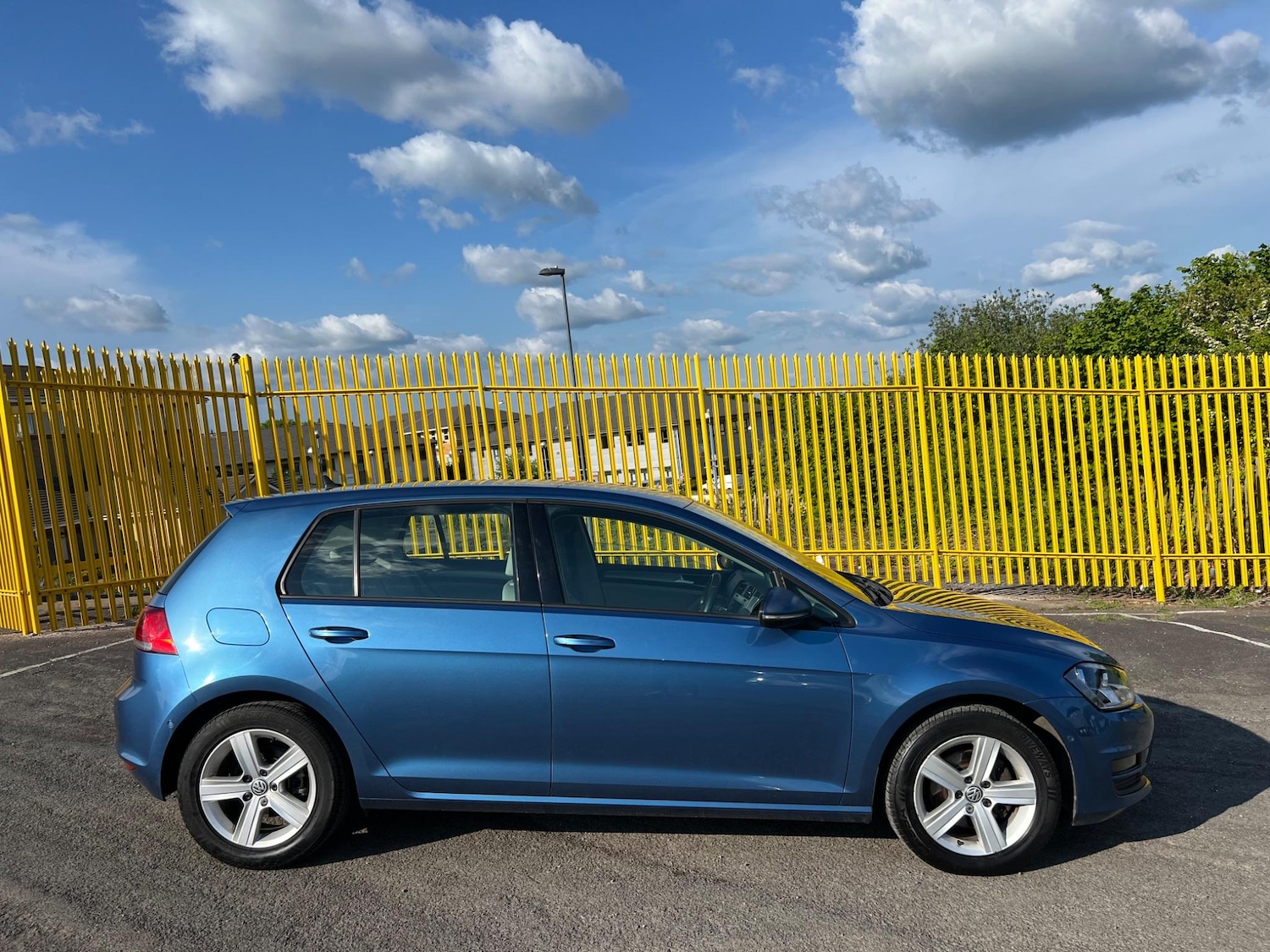 Used Volkswagen Golf 2014 for sale - 76528082: Photo 5