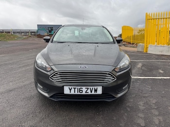 Used Ford Focus 2016 for sale - 76327295: Photo 3
