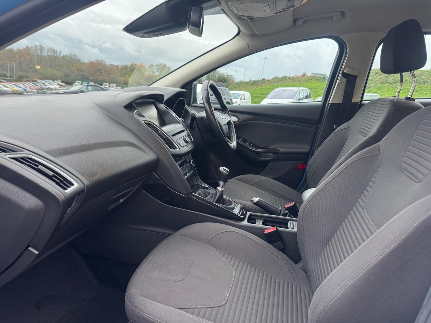 Used Ford Focus 2016 for sale - 76912928: Photo 11