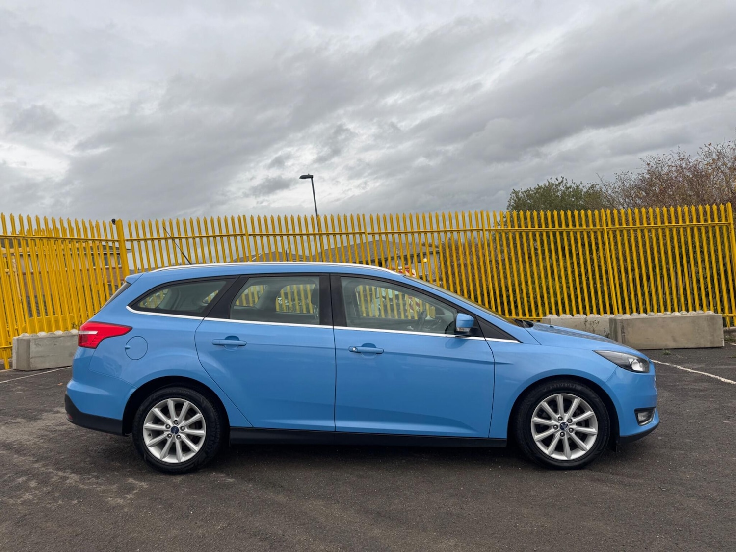 Used Ford Focus 2016 for sale - 76912928: Photo 5