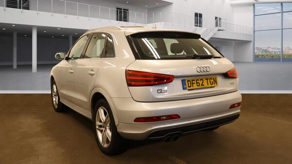 Used Audi Q3 2013 for sale - 76060606: Photo 2