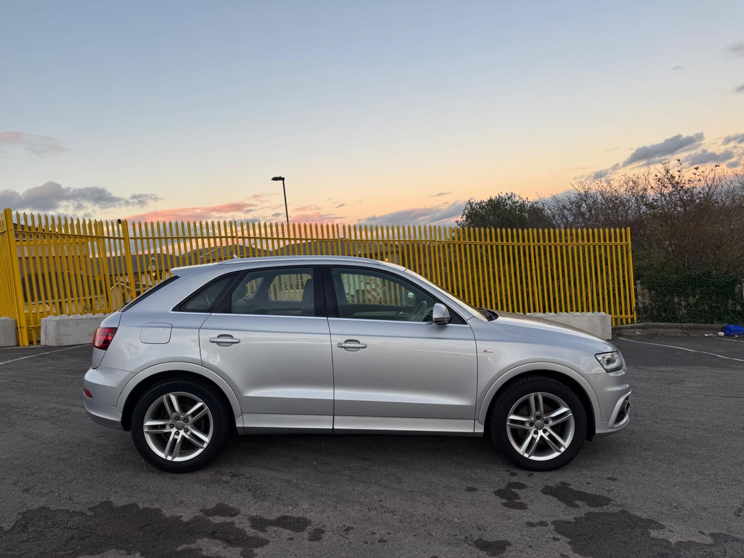 Used Audi Q3 2013 for sale - 76060606: Photo 5