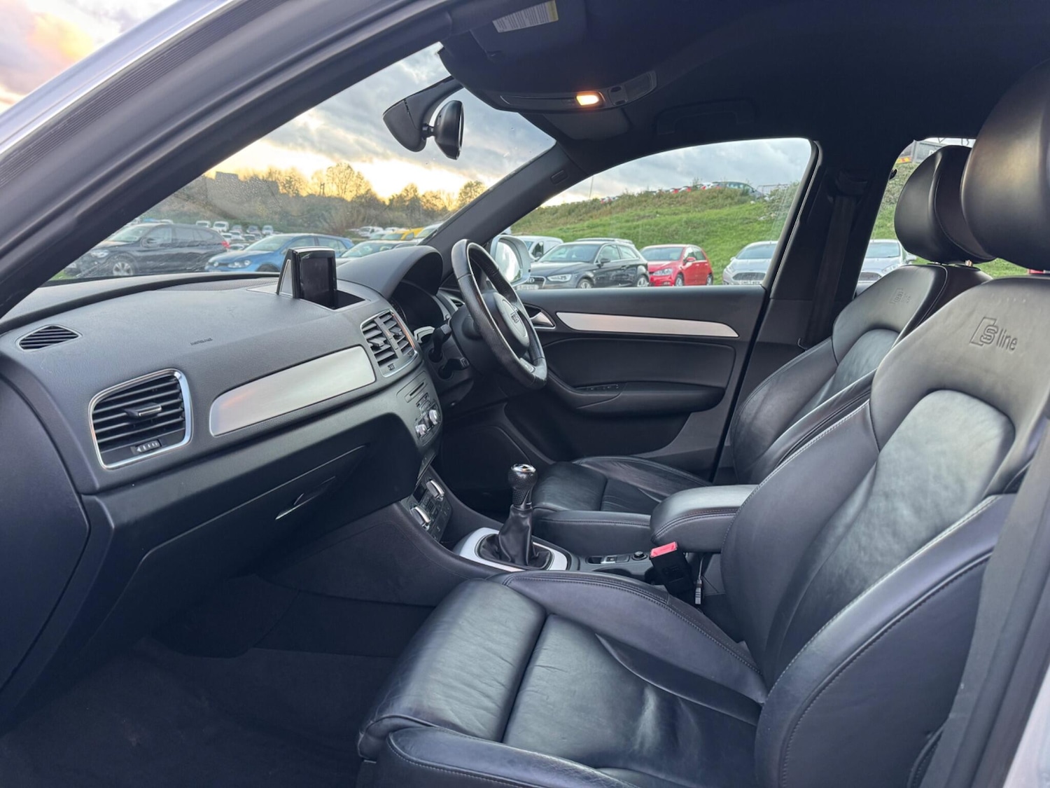 Used Audi Q3 2013 for sale - 76060606: Photo 8