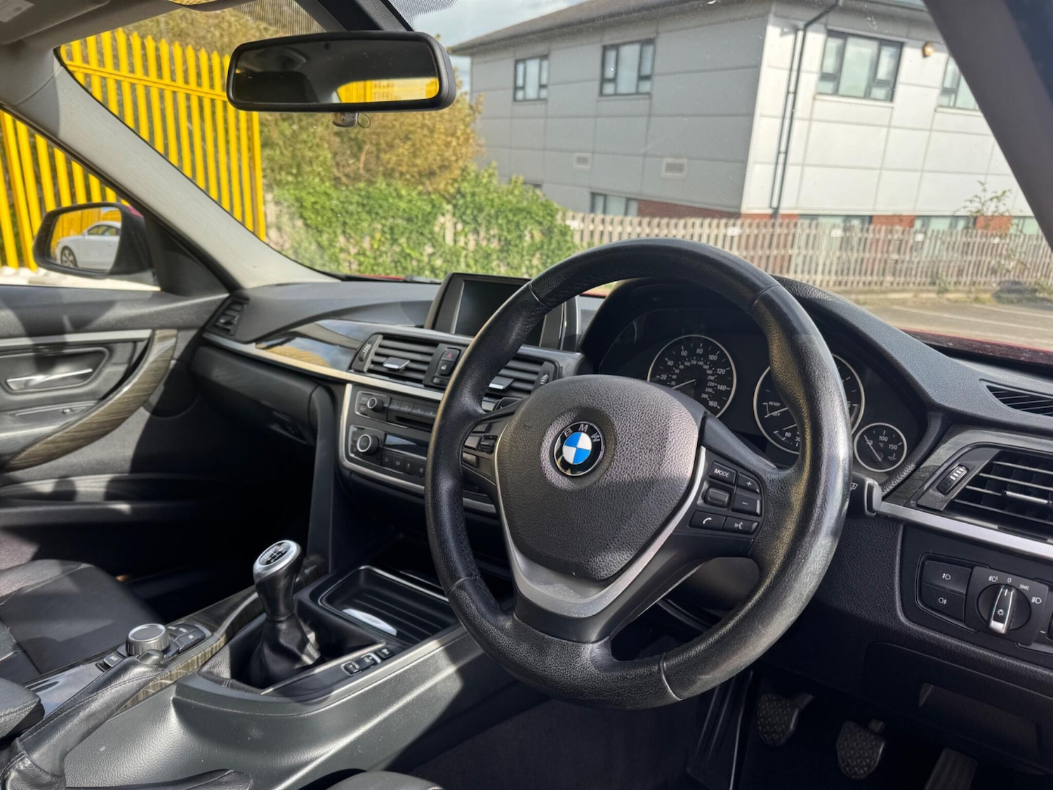 Used BMW 3 Series 2012 for sale - 75965325: Photo 12