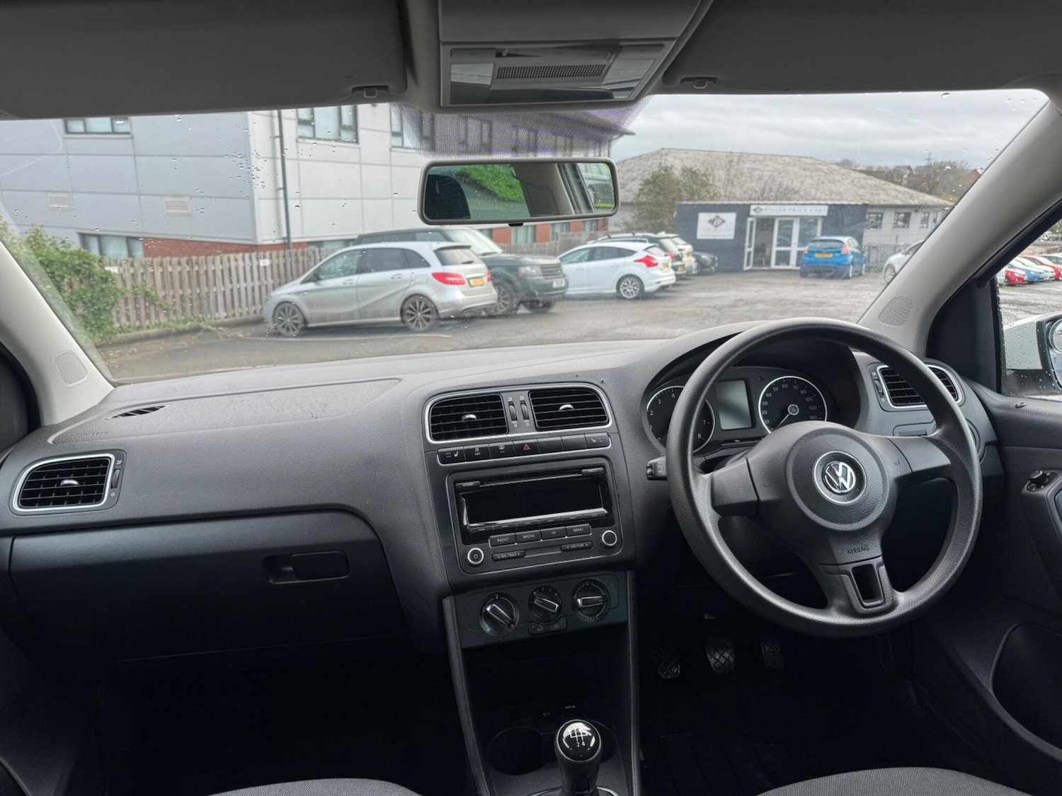 Used Volkswagen Polo 2013 for sale - 76667068: Photo 11