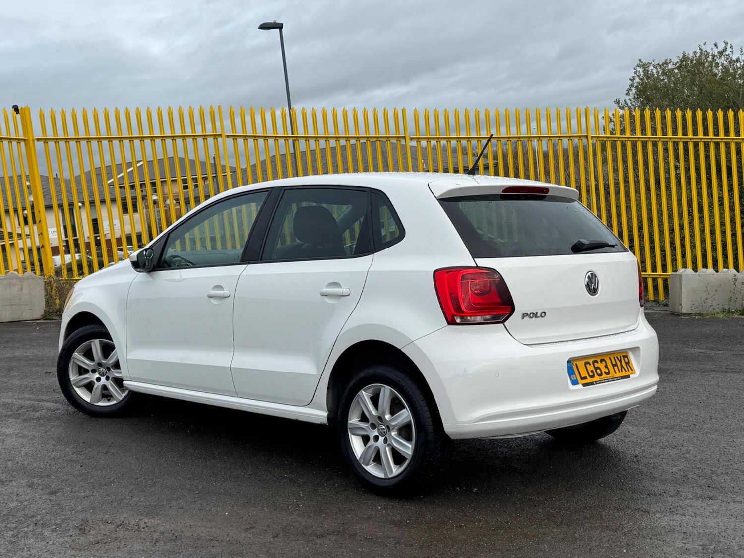 Used Volkswagen Polo 2013 for sale - 76667068: Photo 2