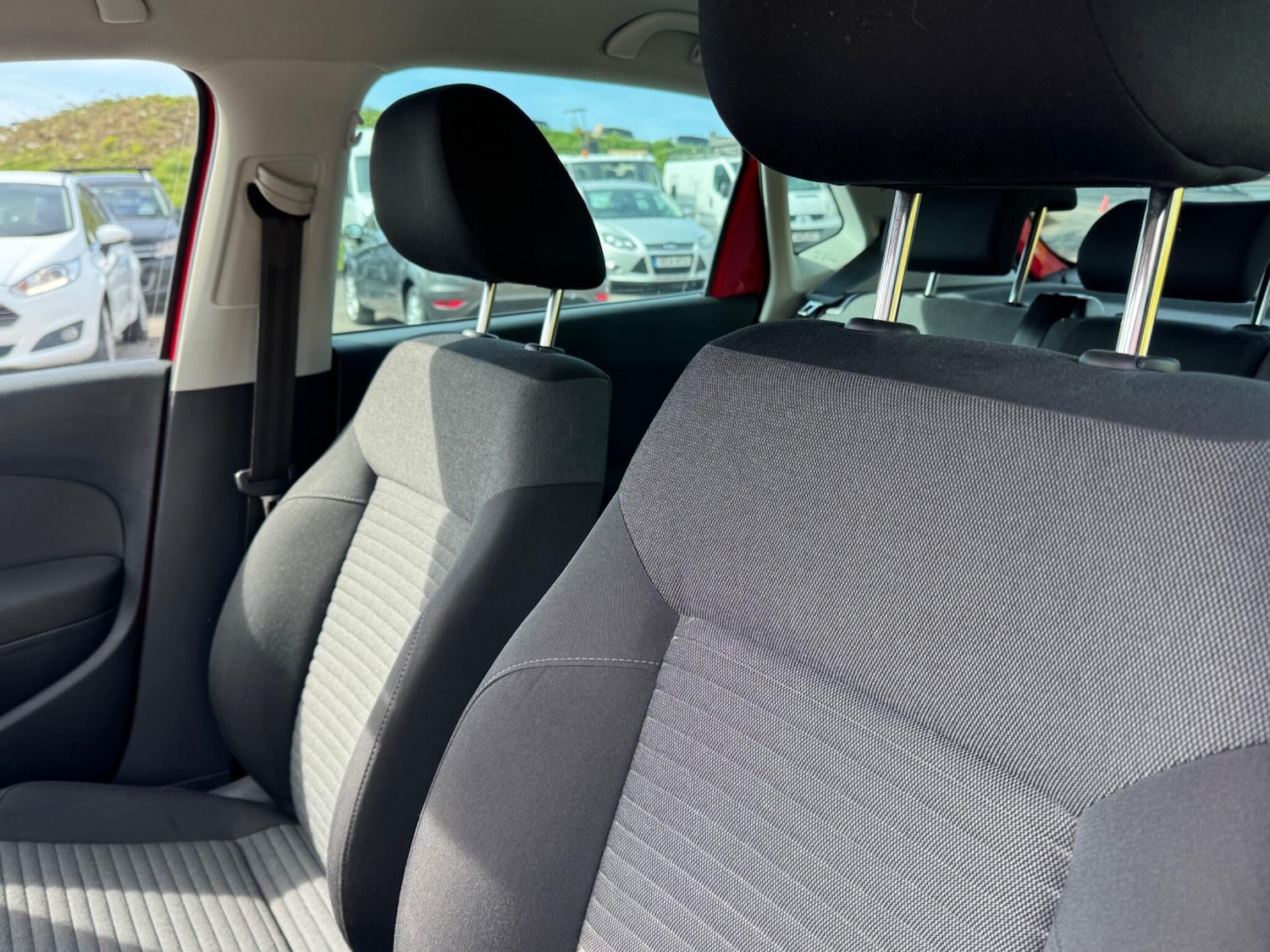 Used Volkswagen Polo 2013 for sale - 77564791: Photo 10