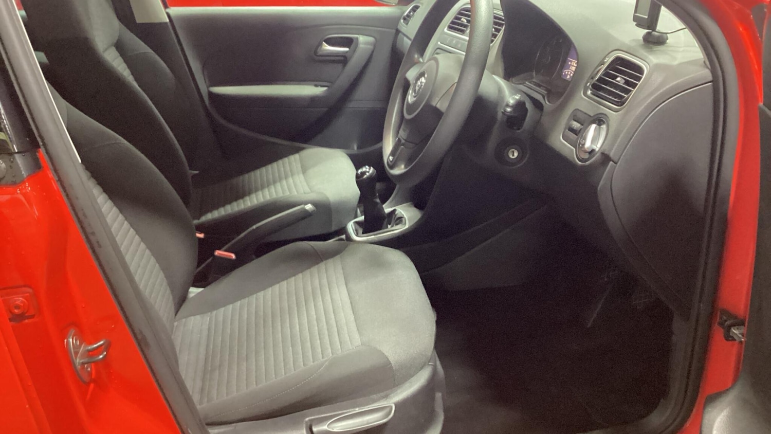 Used Volkswagen Polo 2013 for sale - 77564791: Photo 4