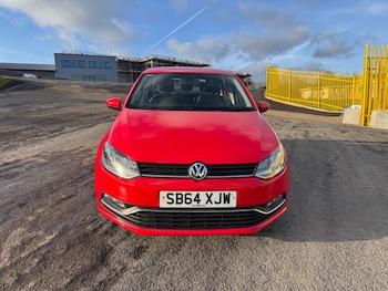 Used Volkswagen Polo 2014 for sale - 79426373: Photo