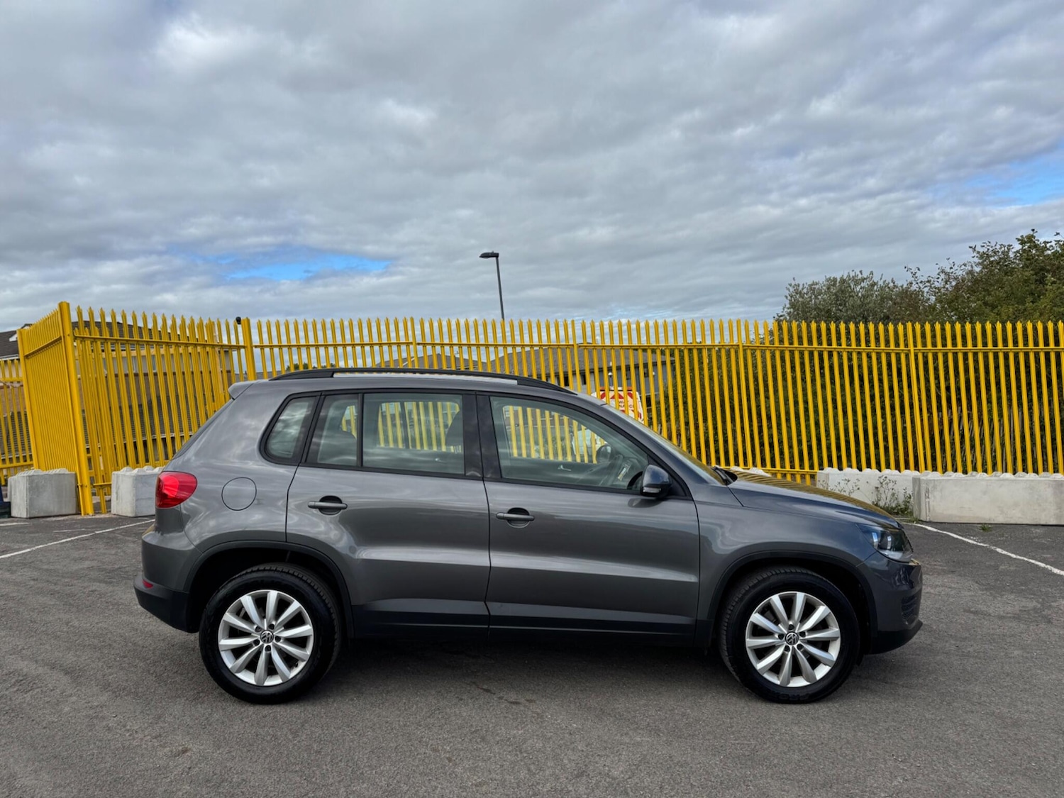 Used Volkswagen Tiguan 2013 for sale - 76772127: Photo 5