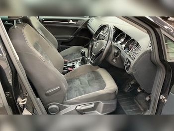 Used Volkswagen Golf 2014 for sale - 76521844: Photo