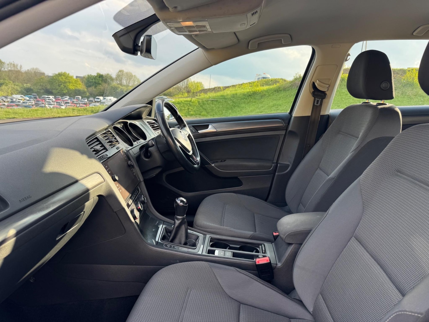 Used Volkswagen Golf 2017 for sale - 76527706: Photo 11