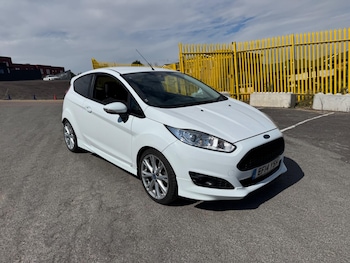 Used Ford Fiesta 2014 for sale - 79553950: Photo
