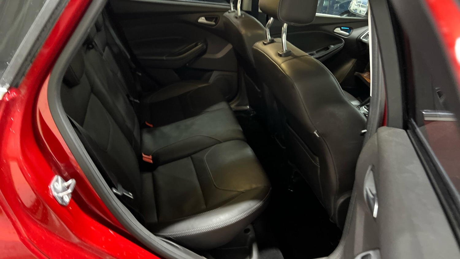 Used Ford Focus 2014 for sale - 76898267: Photo 4