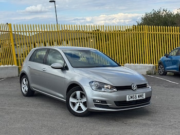 Used Volkswagen Golf 2017 for sale - 79553272: Photo