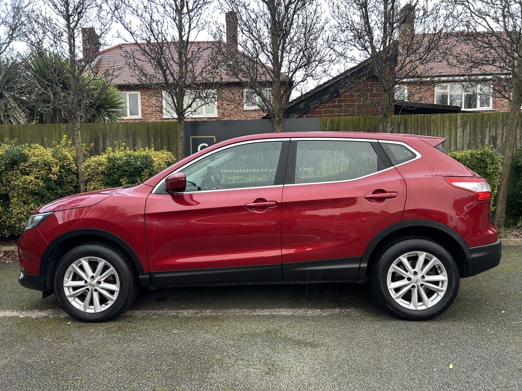 Used Nissan Qashqai 2017 for sale - 77881371: Photo 10