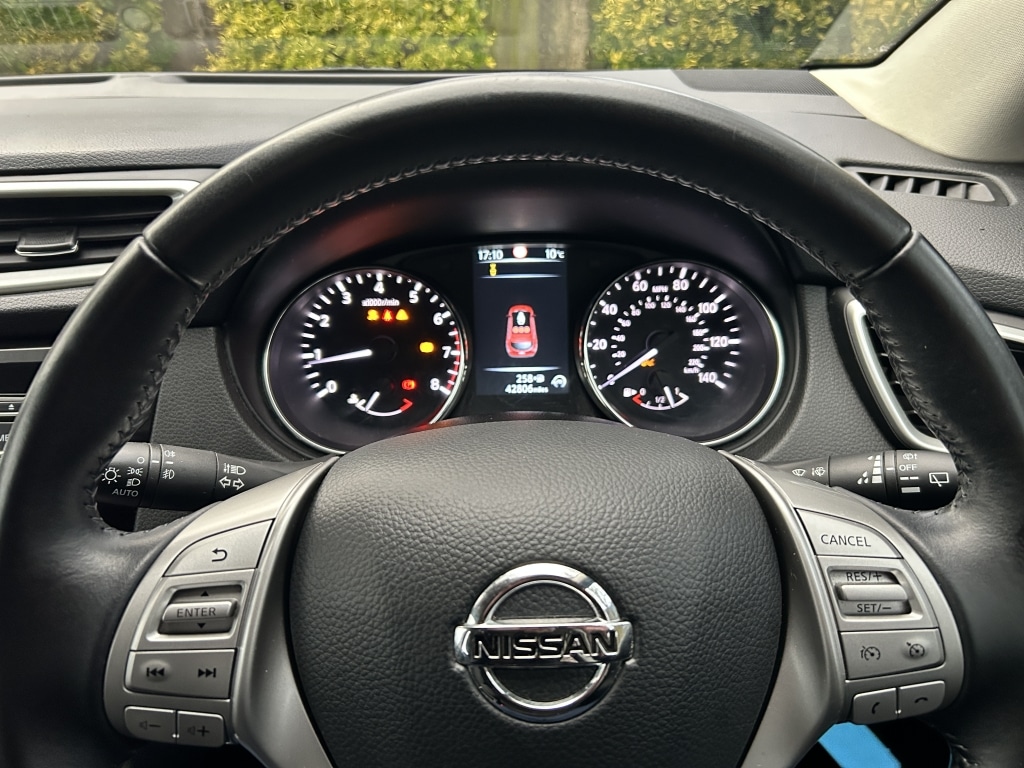 Used Nissan Qashqai 2017 for sale - 77881371: Photo 27