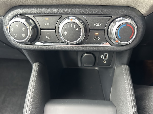 Used Nissan Micra 2022 for sale - 74891803: Photo 33