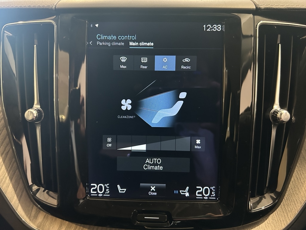 Used Volvo XC60 2021 for sale - 76320826: Photo 32