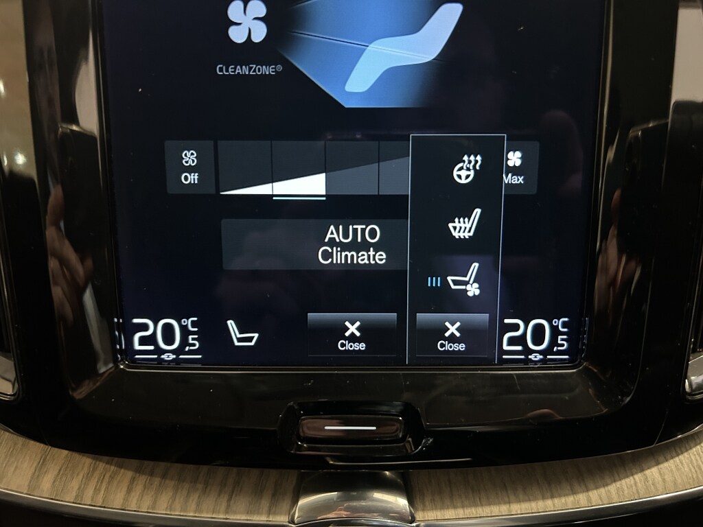 Used Volvo XC60 2021 for sale - 76320826: Photo 33