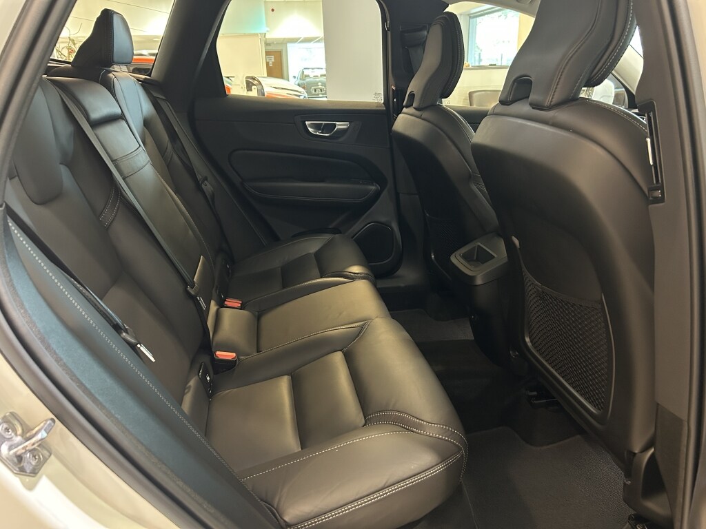 Used Volvo XC60 2021 for sale - 76320826: Photo 38