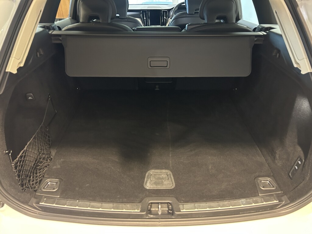 Used Volvo XC60 2021 for sale - 76320826: Photo 40