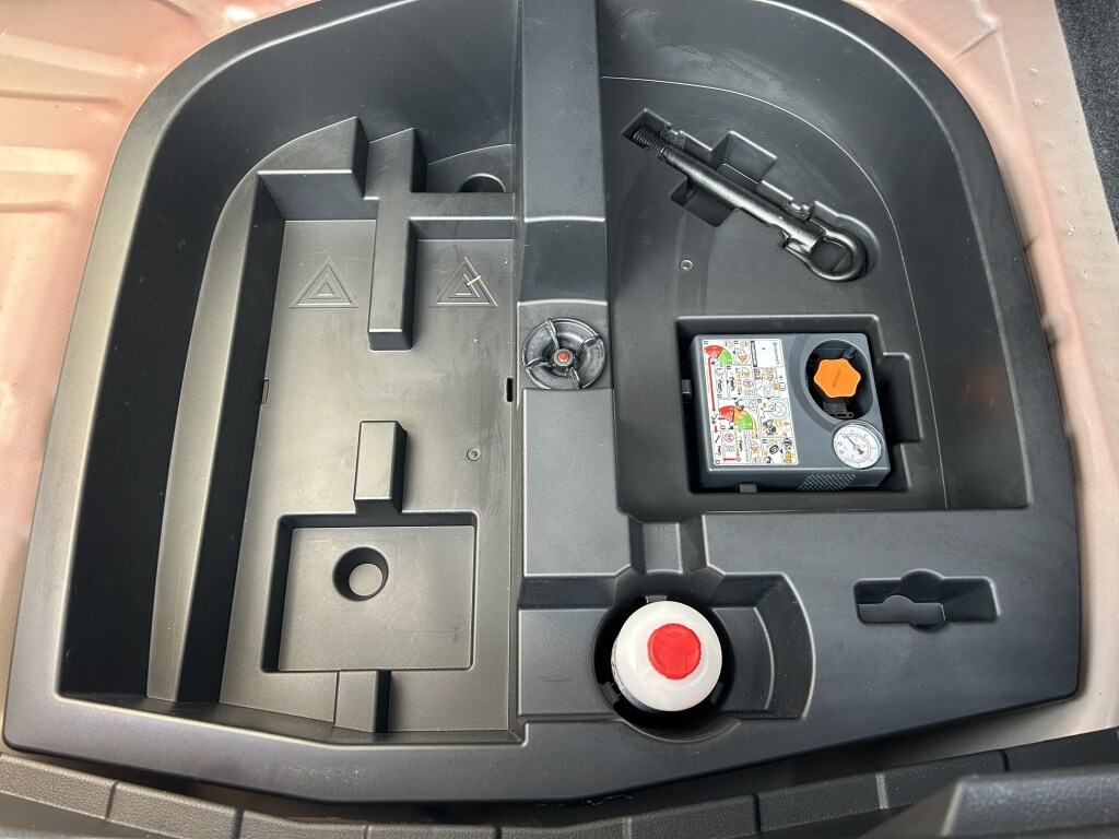 Used Nissan Juke 2022 for sale - 77303940: Photo 41