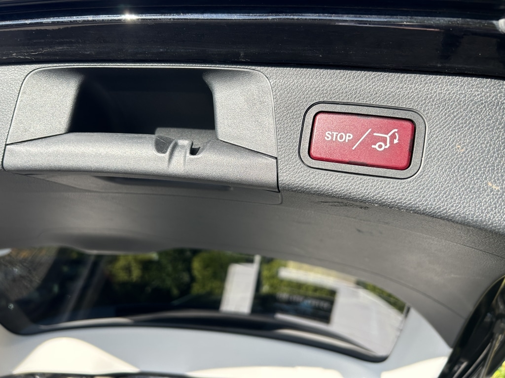 Vehicle 44