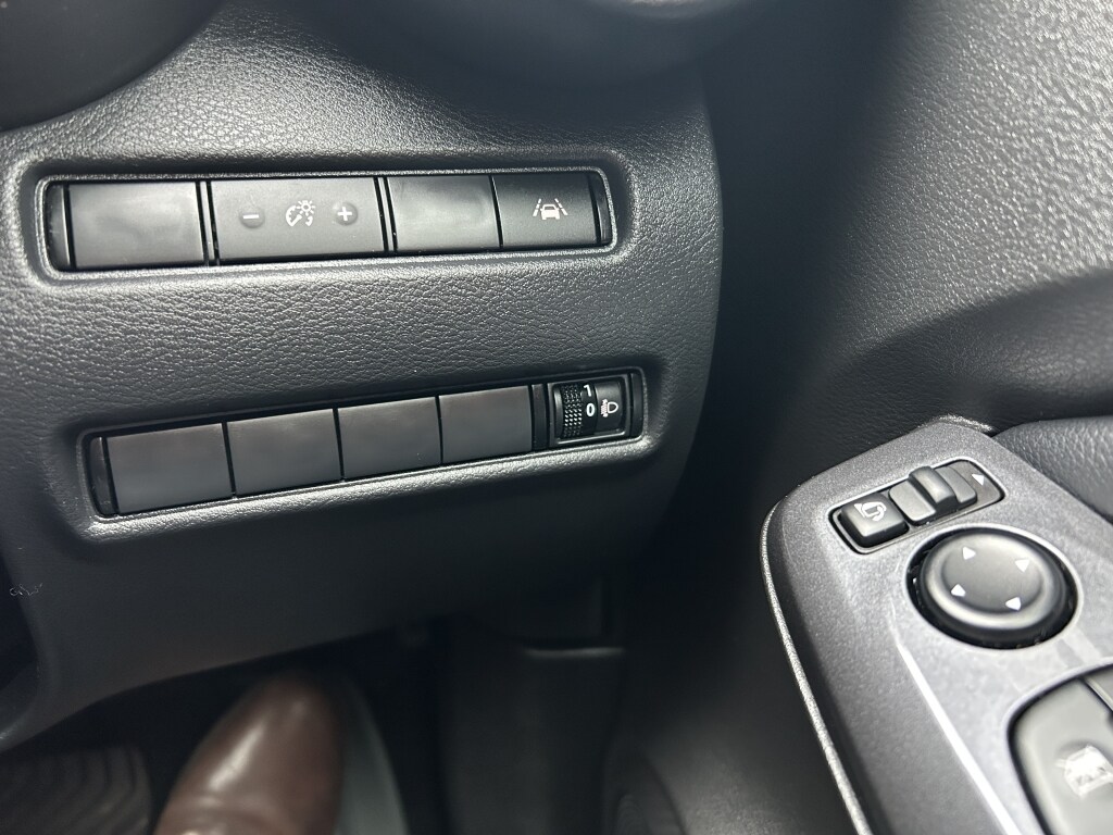 Used Nissan Juke 2023 for sale - 77385473: Photo 37