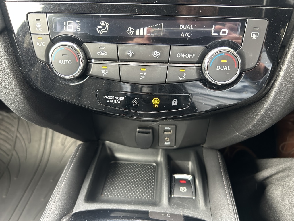 Vehicle 33