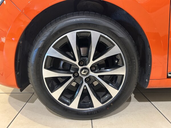 Used Renault Clio 2019 for sale - 75216529: Photo 14