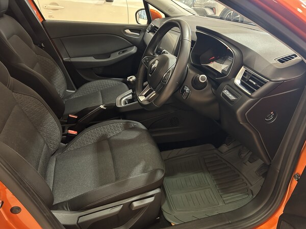 Used Renault Clio 2019 for sale - 75216529: Photo 24