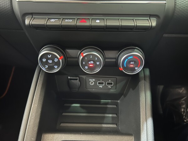 Used Renault Clio 2019 for sale - 75216529: Photo 31