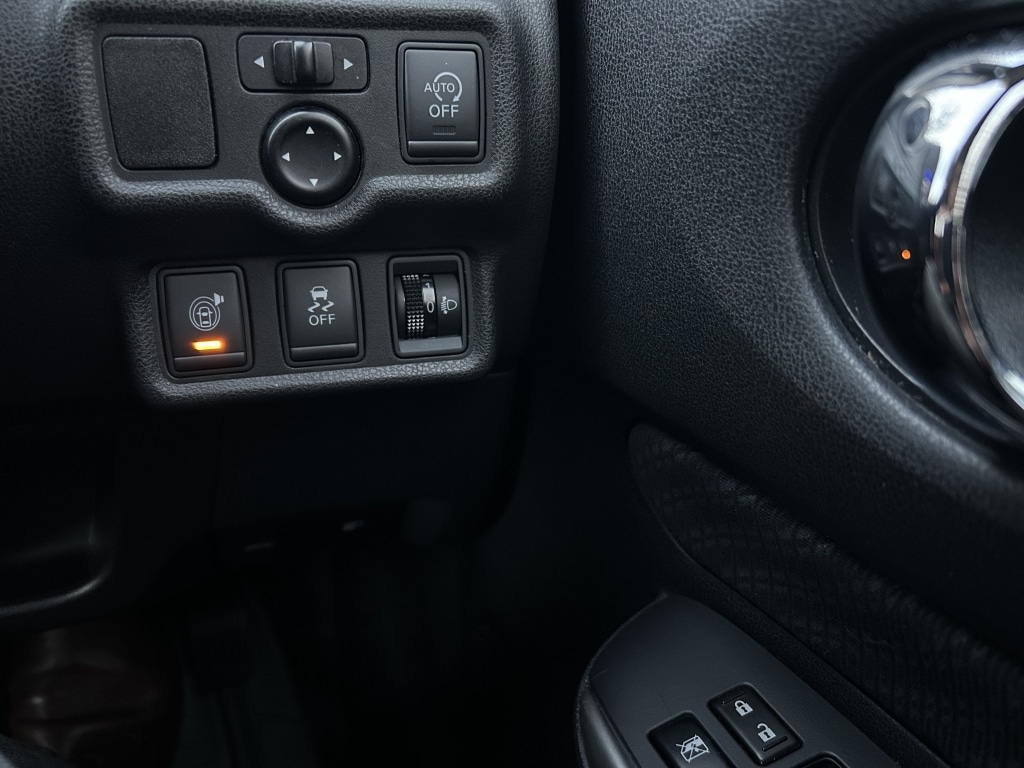 Used Nissan Note 2017 for sale - 76983575: Photo 35