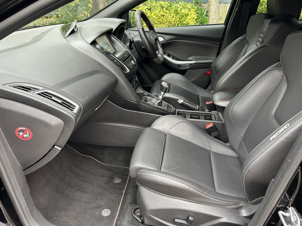 Used Ford Focus 2016 for sale - 76149819: Photo 2