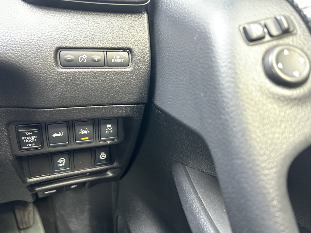 Used Nissan X-Trail 2017 for sale - 76987097: Photo 37