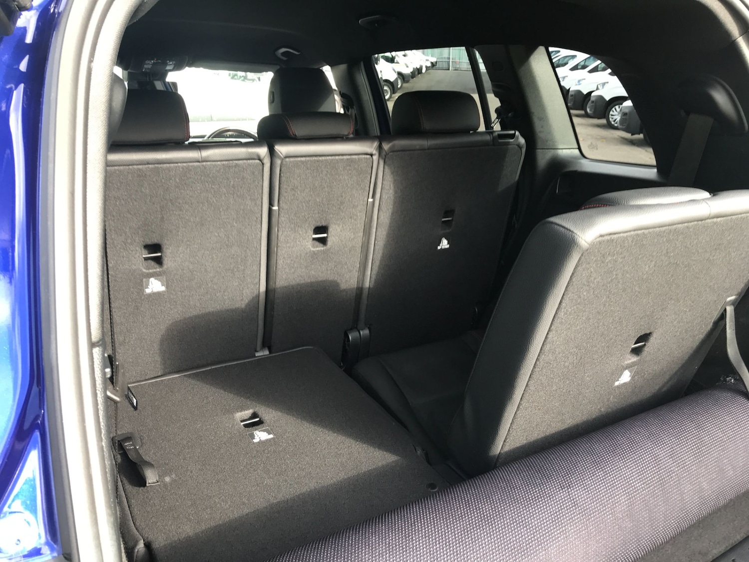 Used Mercedes-Benz GLB 2023 for sale - 76415975: Photo 28