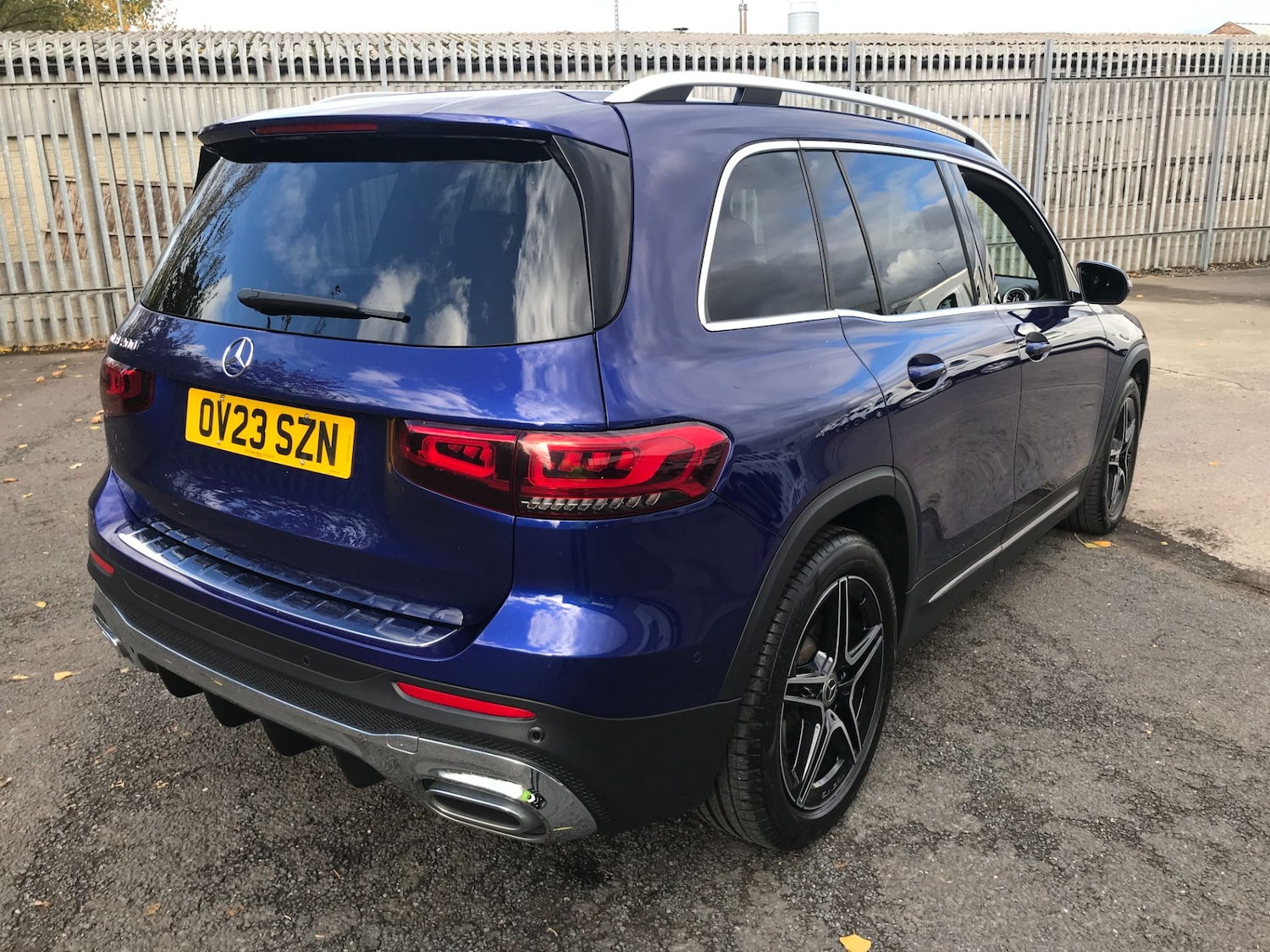 Used Mercedes-Benz GLB 2023 for sale - 76415975: Photo 4