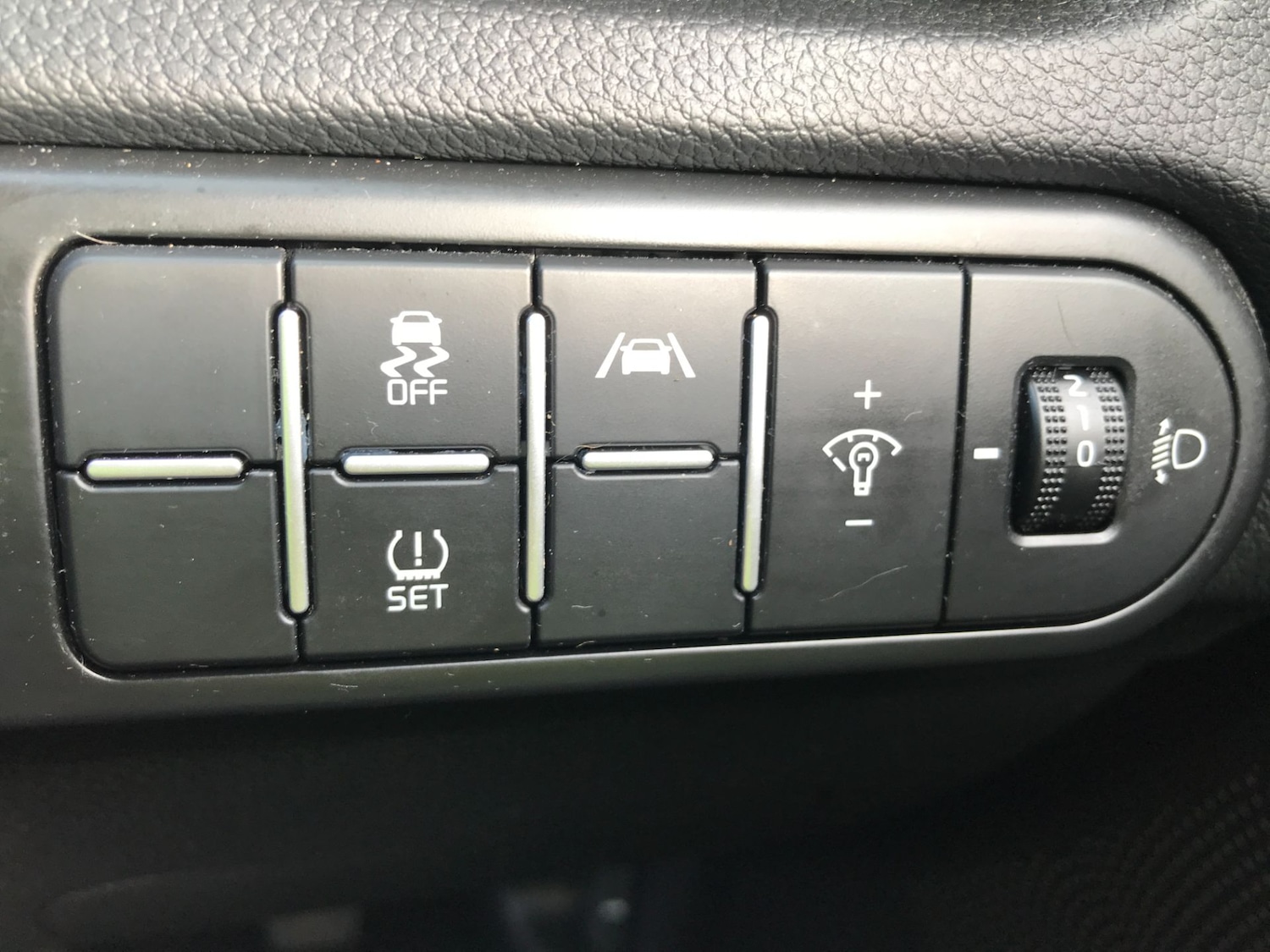 Used Kia Ceed 2023 for sale - 76405346: Photo 41