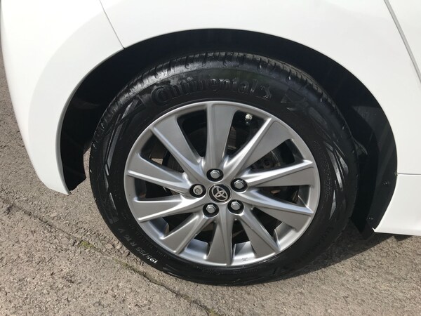 Used Toyota Yaris 2022 for sale - 76299335: Photo 16