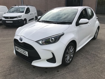 Used Toyota Yaris 2022 for sale - 76299335: Photo 3