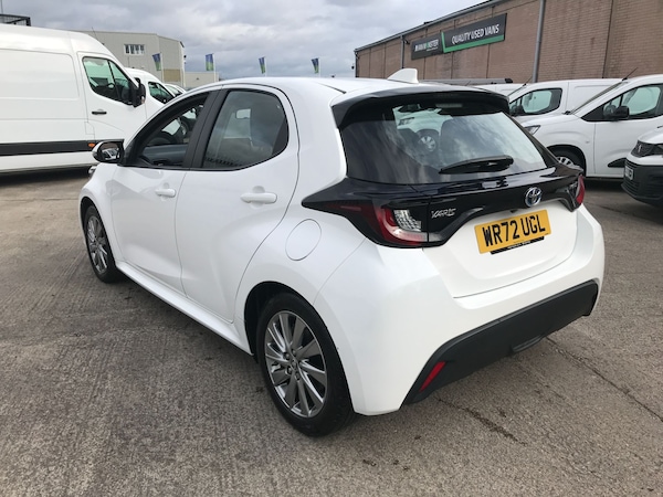 Used Toyota Yaris 2022 for sale - 76299335: Photo 5