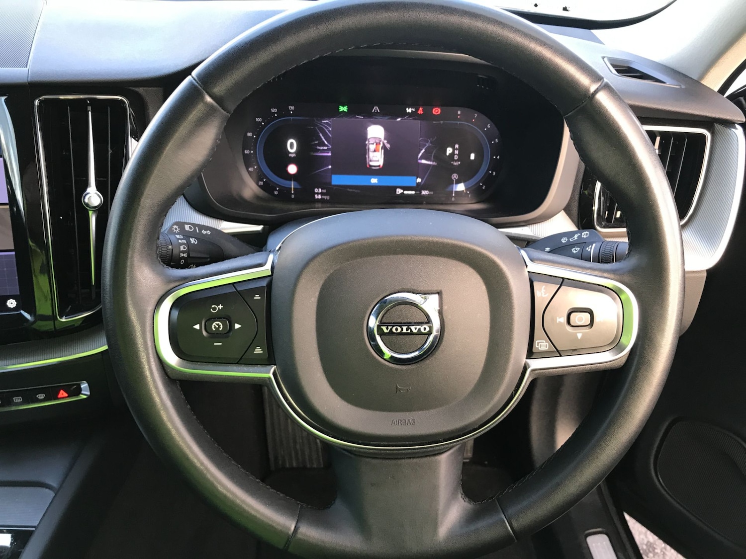 Used Volvo XC60 2023 for sale - 76603575: Photo 14