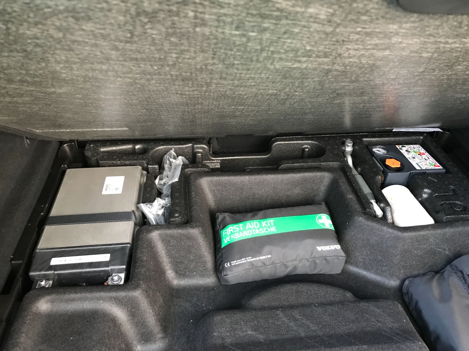 Used Volvo XC60 2023 for sale - 76603575: Photo 26