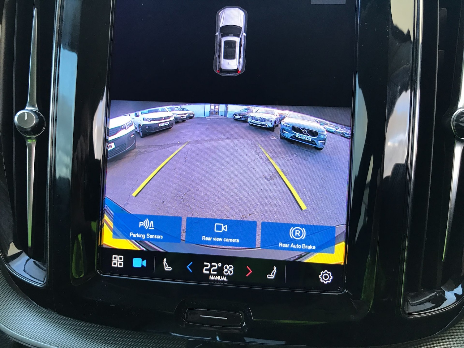 Used Volvo XC60 2023 for sale - 76603575: Photo 32