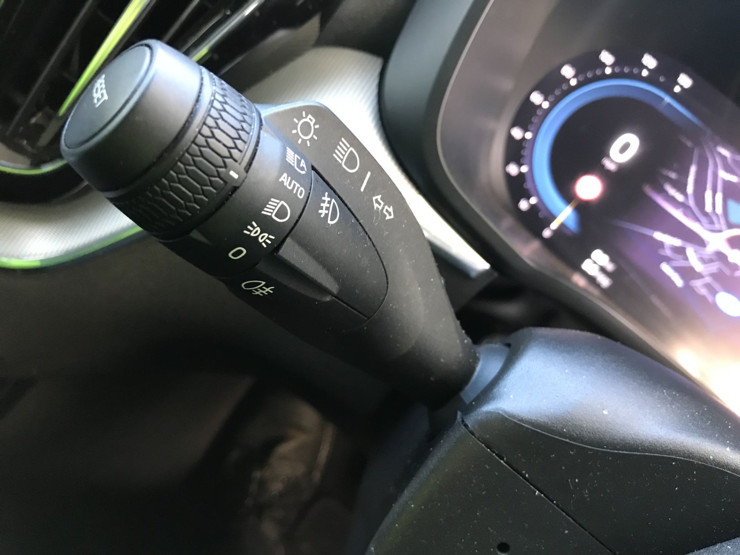 Used Volvo XC60 2023 for sale - 76603575: Photo 35