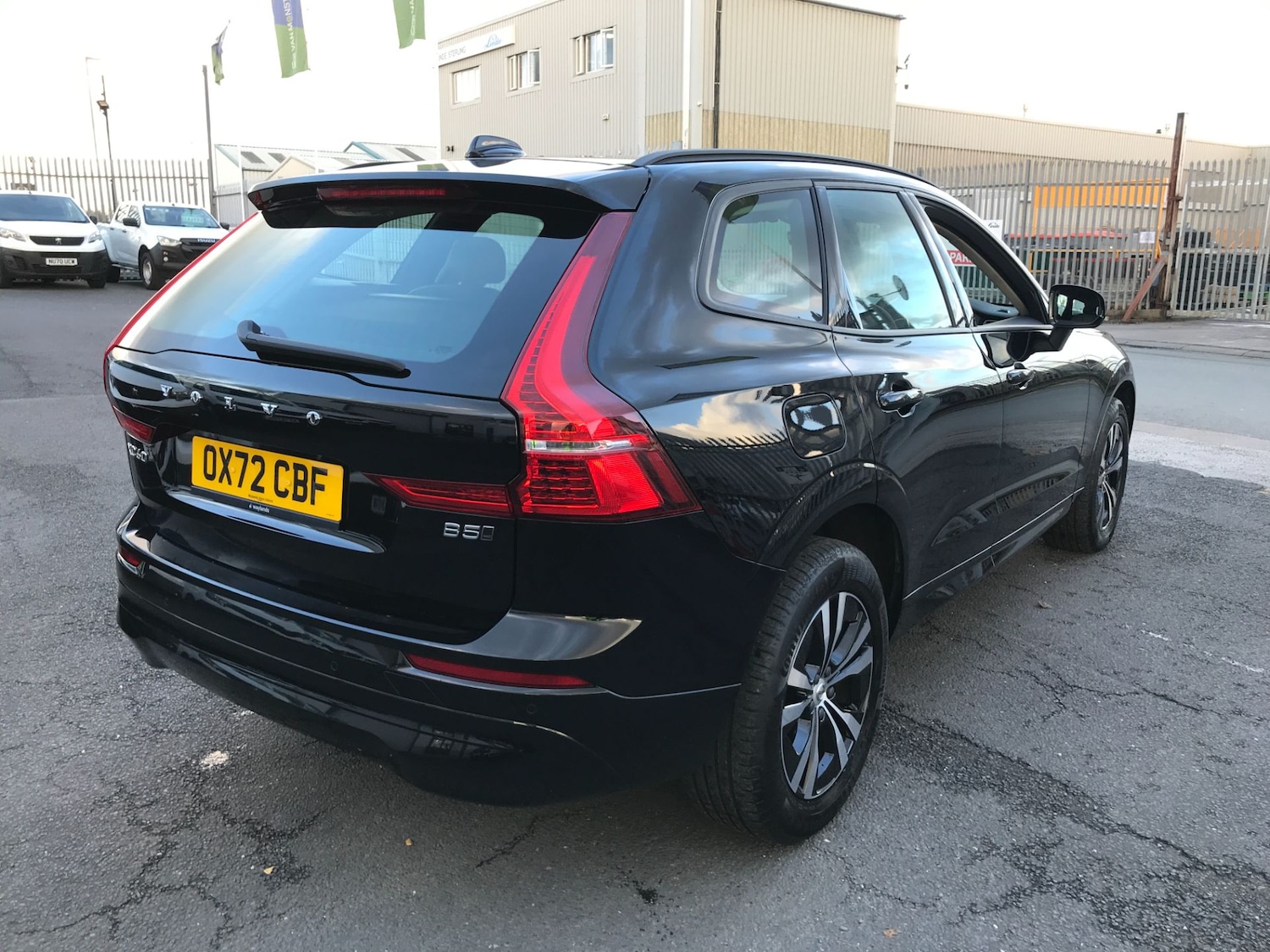 Used Volvo XC60 2023 for sale - 76603575: Photo 4