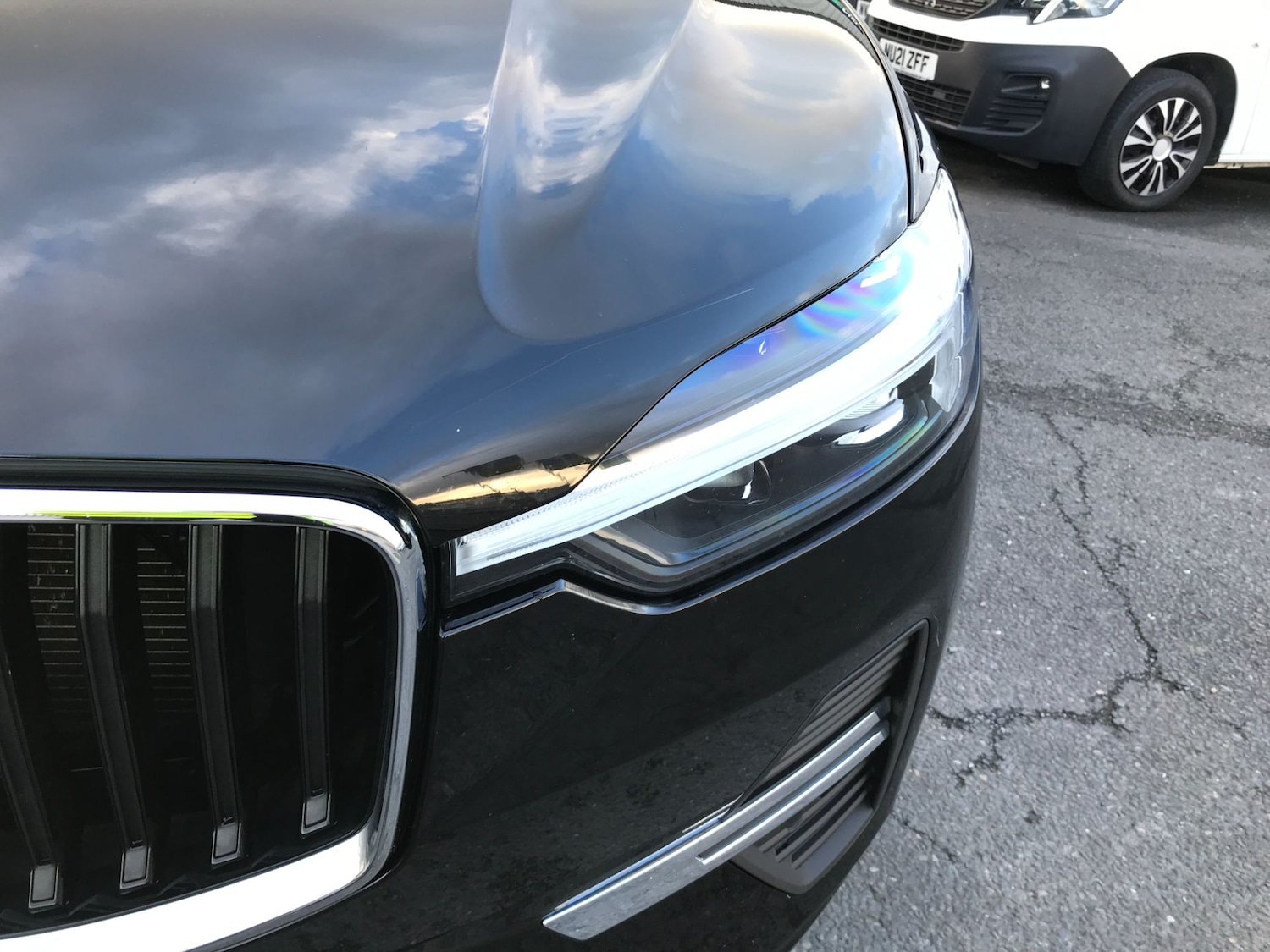 Used Volvo XC60 2023 for sale - 76603575: Photo 43