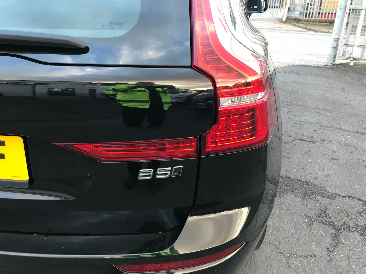 Used Volvo XC60 2023 for sale - 76603575: Photo 44