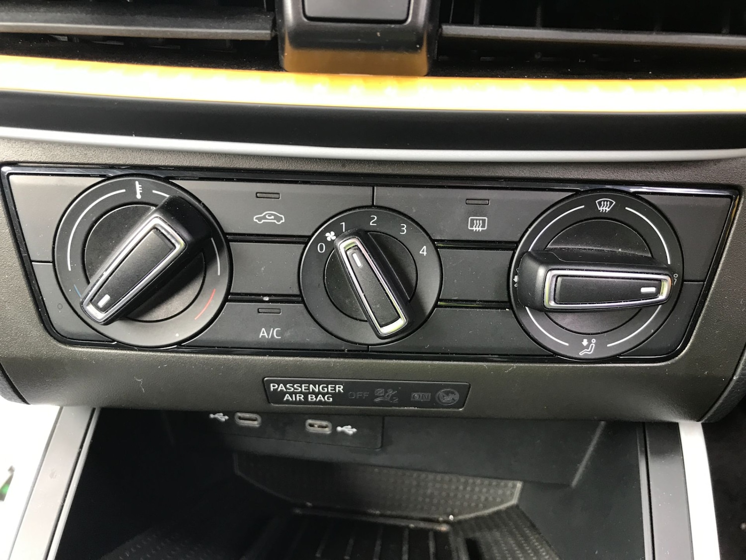Vehicle 33